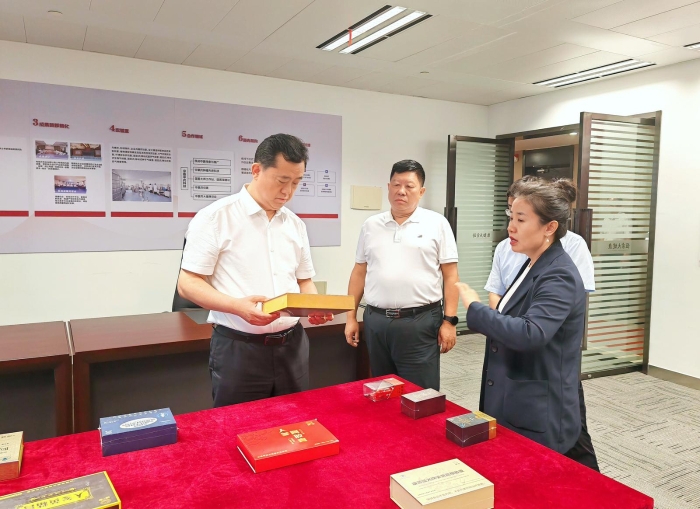 武和谦带队赴上海江苏开展招商活动